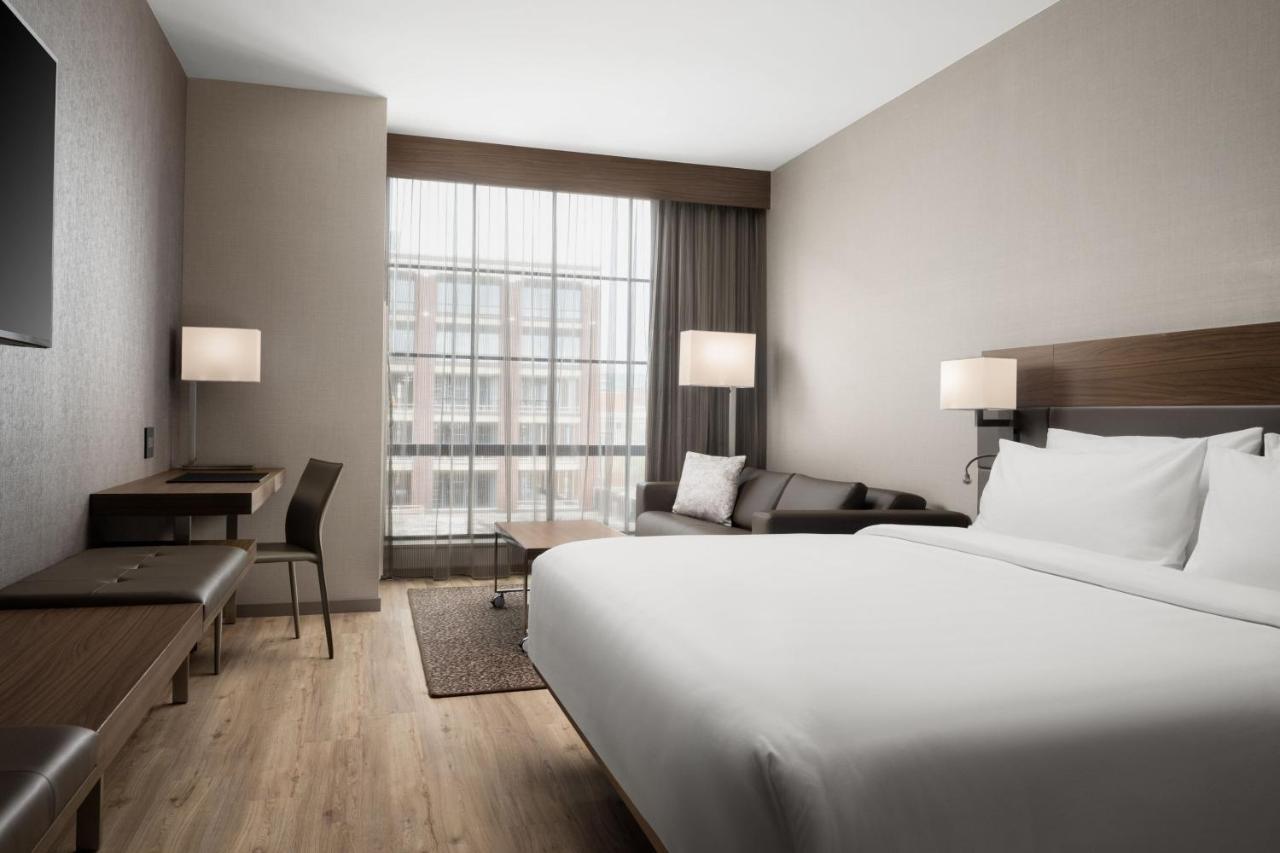 King Room with Sofa Bed - Hearing Accessible