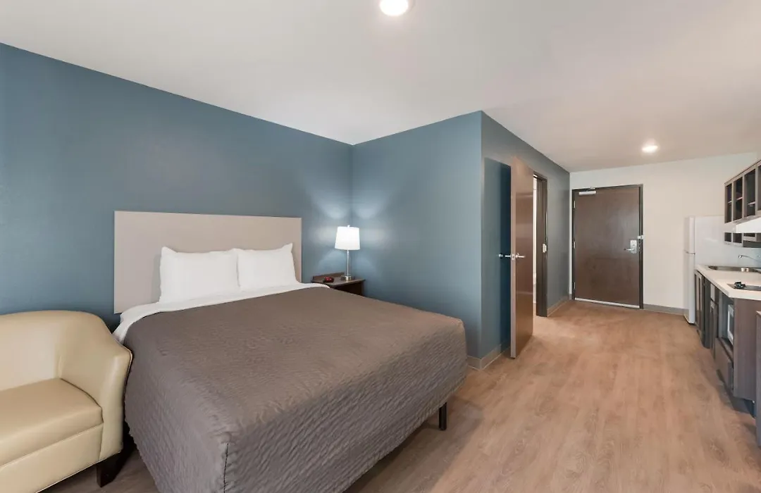 Woodspring Suites Dayton North-1